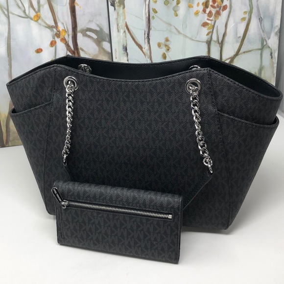 Nwt Michael Kors Bundle Jet Set travel+wallet - Picture 3 of 6